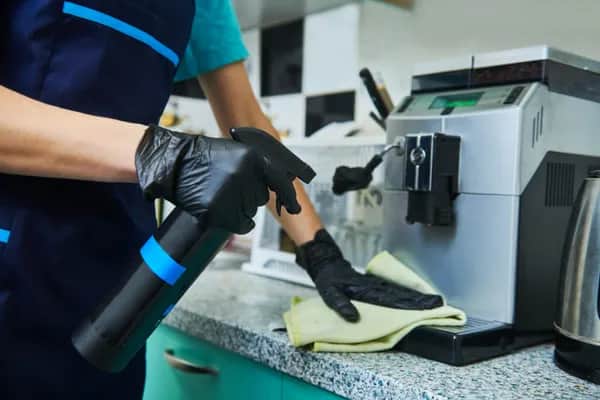 Zuverlässiger Büroreinigungsservice Hamburg-Lokstedt