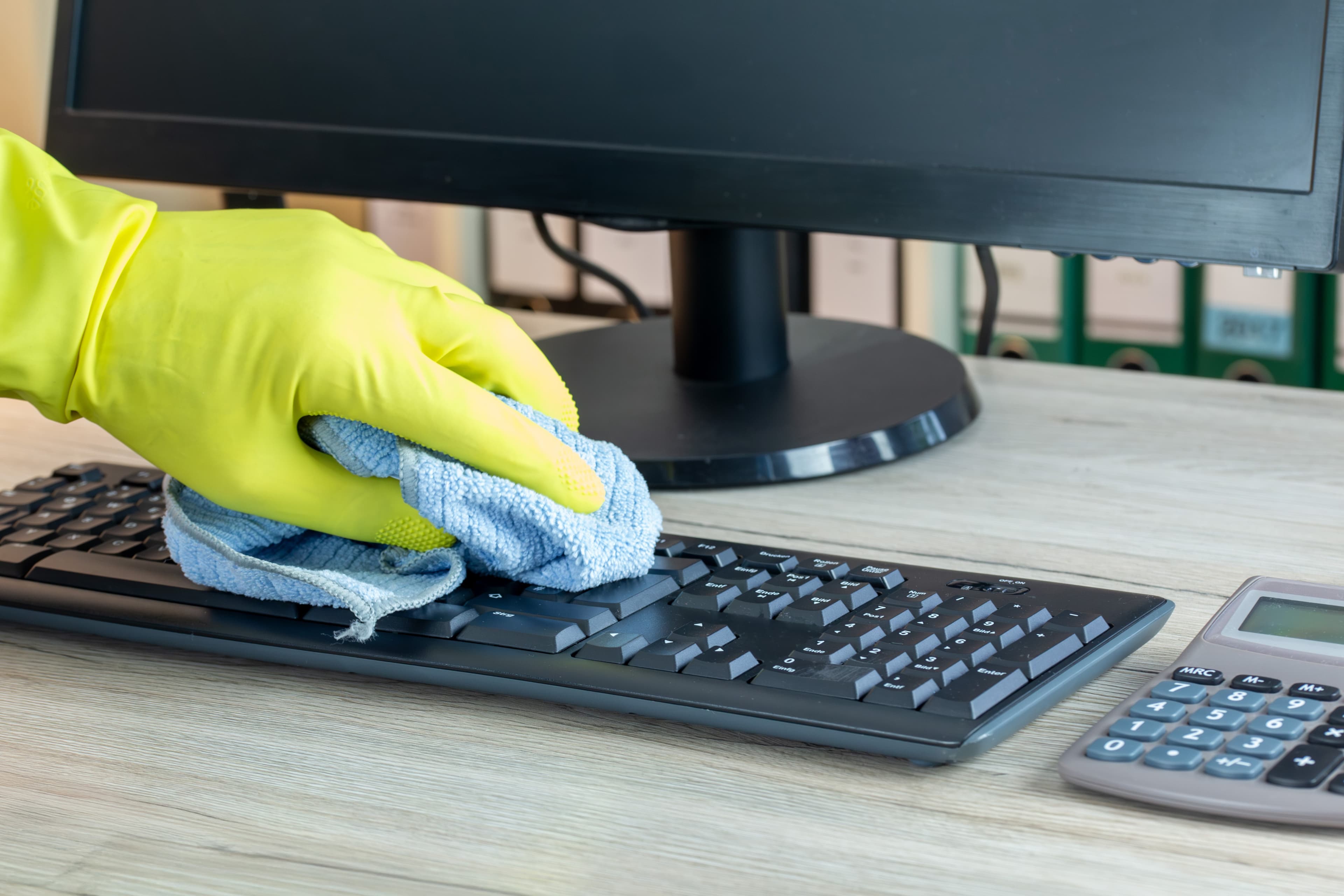 Wie oft sollte ein Büro in Hamburg gereinigt werden