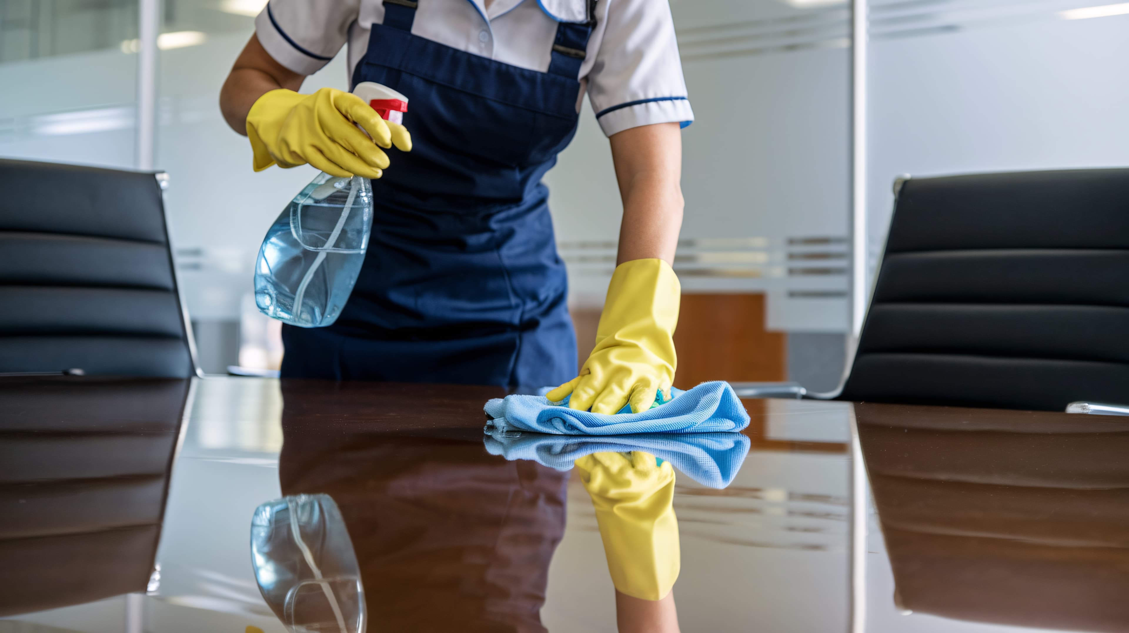 Vorteile flexibler Büroreinigungspakete für Berliner Firmen
